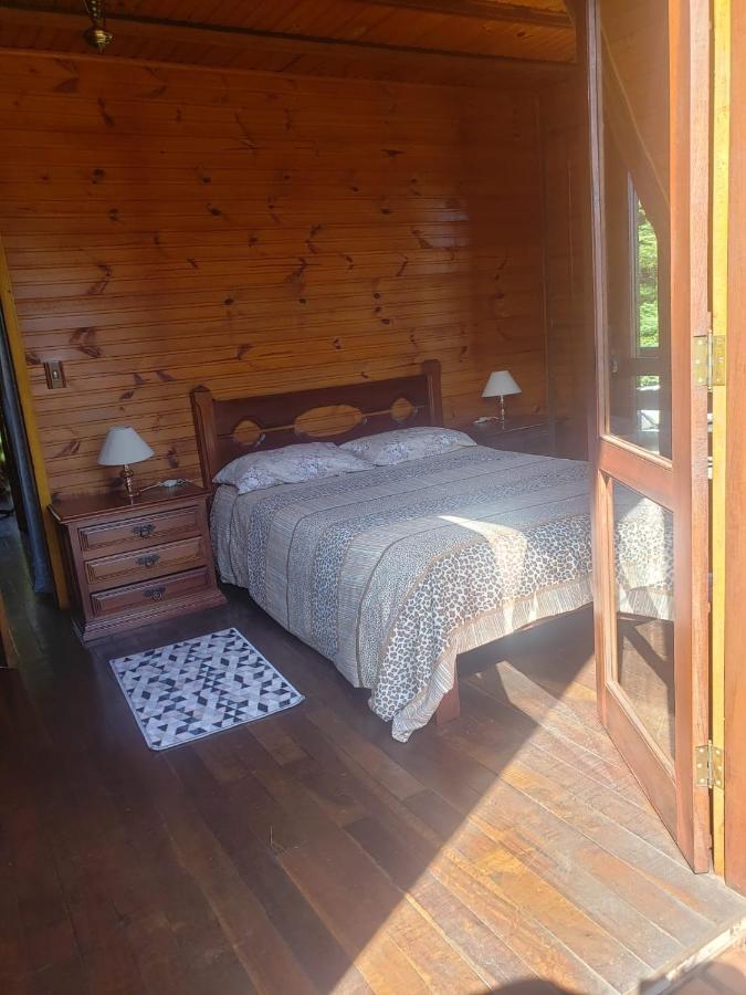 Chale Sonho Da Vovo A 5 Minutinhos Do Centrinho De Capivari Campos do Jordao Bagian luar foto